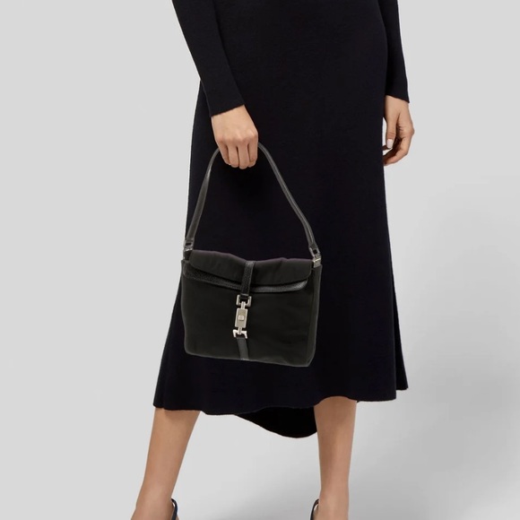 Gucci Handbags - Gucci Jackie Piston Lock Black Shoulder Hand Bag